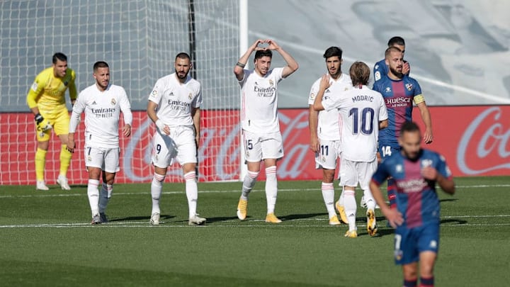 Cuatro goles del Real Madrid para terminar con la sequía