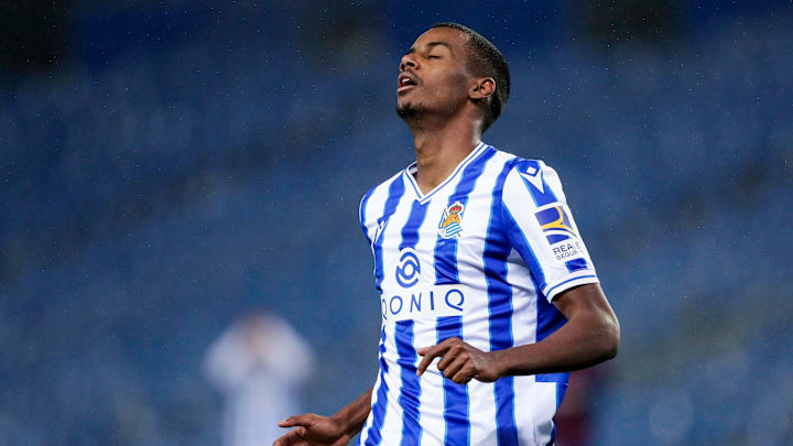 Isak está sendo monitorado pela Juventus Isak está sendo monitorado pela Juventus