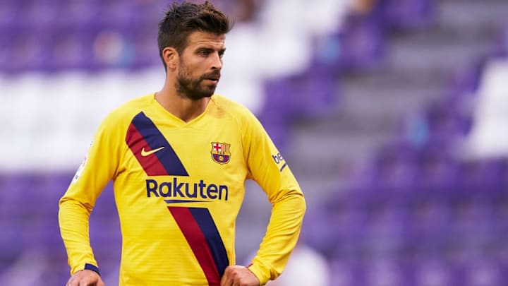 Gerard Piqué restera bien installé dans la charnière centrale.