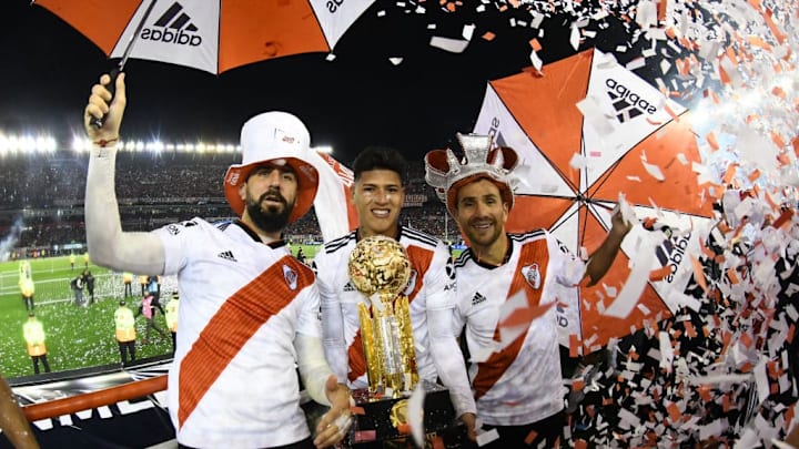 Pratto y Ponzio festejando
