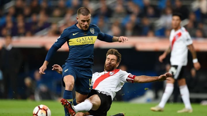 River Plate v Boca Juniors - Copa CONMEBOL Libertadores 2018 - Ponzio se la birla a Nandez.