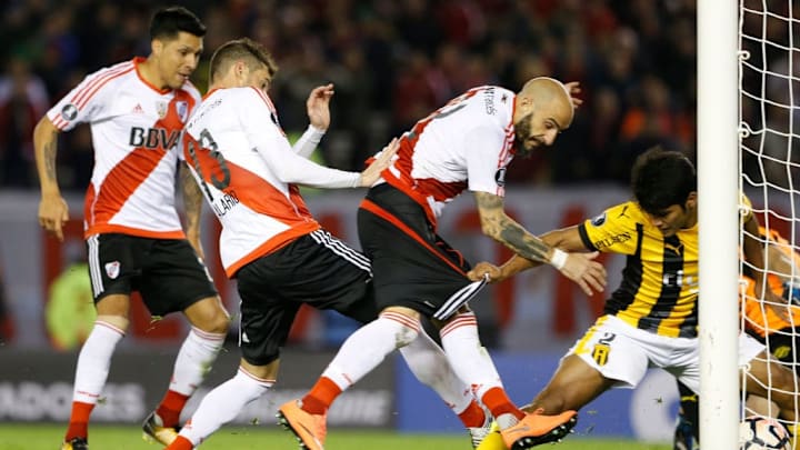 River Plate v Guarani 