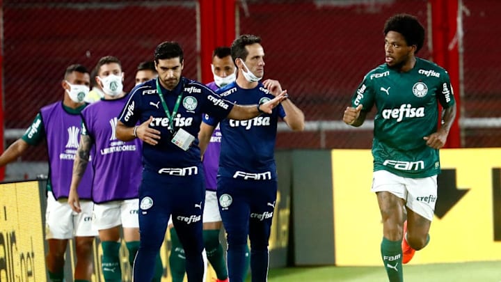 River Plate v Palmeiras - Copa CONMEBOL Libertadores 2020