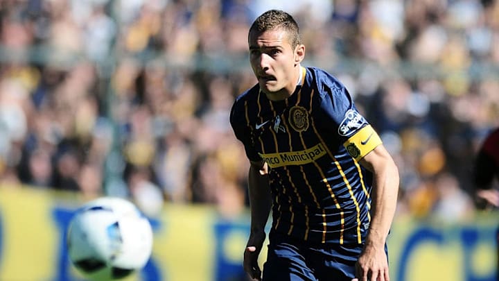 Rosario Central v Newell's Old Boys - Torneo Primera Division 2016/17 - Marco Ruben en el clásico rosarino.