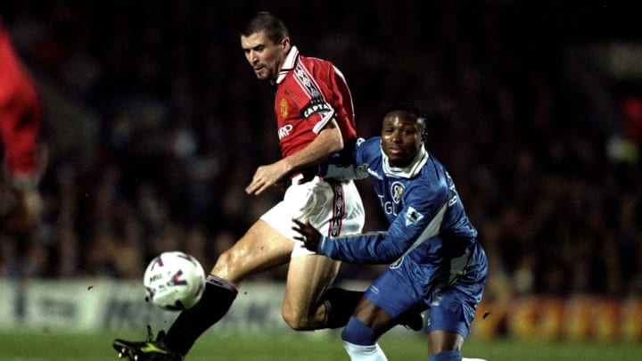 Roy Keane nổi tiếng với lối chơi máu lửa Roy Keane nổi tiếng với lối chơi máu lửa
