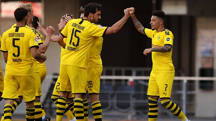 SC Paderborn 07 v Borussia Dortmund - Bundesliga SC Paderborn 07 v Borussia Dortmund - Bundesliga