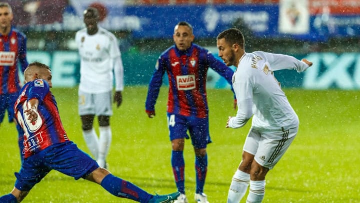 Eden Hazard vs Eibar