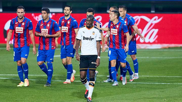 SD Eibar SAD v Valencia CF - La Liga SD Eibar SAD v Valencia CF - La Liga