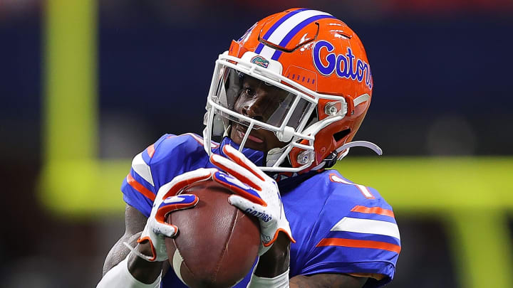 New York Giants rookie receiver Kadarius Toney makes a bizarre uniform choice at the team's minicamp. New York Giants rookie receiver Kadarius Toney makes a bizarre uniform choice at the team's minicamp.