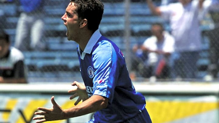 Julio César Pinheiro en el estadio Azul Julio César Pinheiro en el estadio Azul