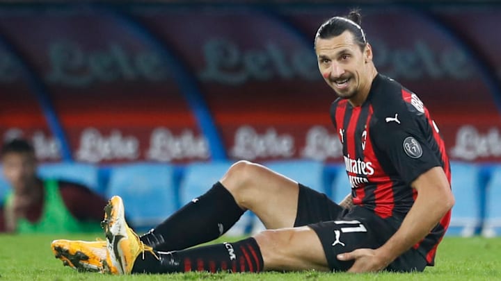 Zlatan Ibrahimovic am Boden Zlatan Ibrahimovic am Boden