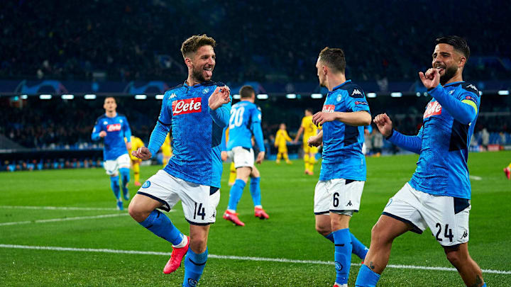 Mertens y su particular festejo de gol en la ida ante Barca