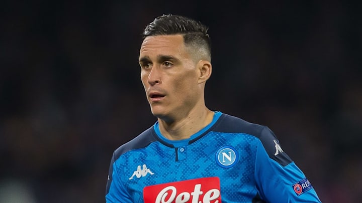 SSC Napoli v FC Barcelona - UEFA Champions League Round of 16: First Leg SSC Napoli v FC Barcelona - UEFA Champions League Round of 16: First Leg