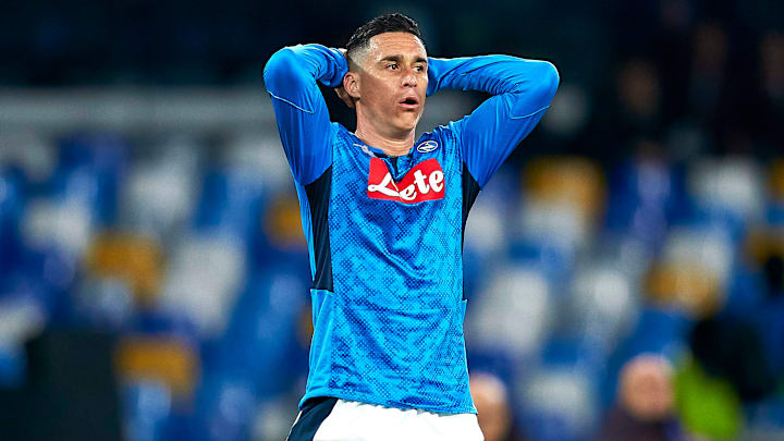 SSC Napoli v FC Barcelona - UEFA Champions League Round of 16: First Leg