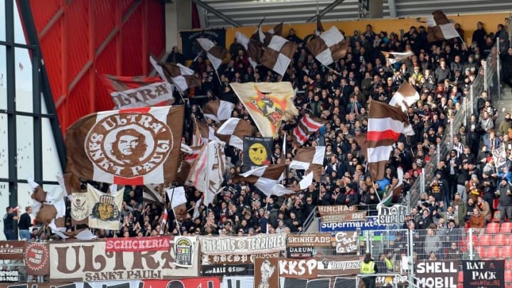 SSV Jahn Regensburg v FC St. Pauli - Second Bundesliga