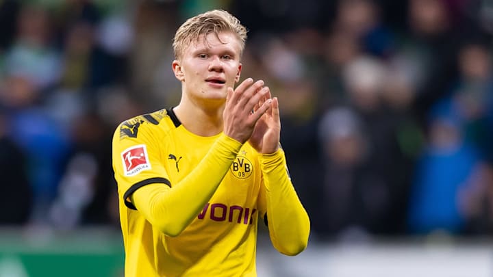 SV Werder Bremen v Borussia Dortmund - Bundesliga SV Werder Bremen v Borussia Dortmund - Bundesliga