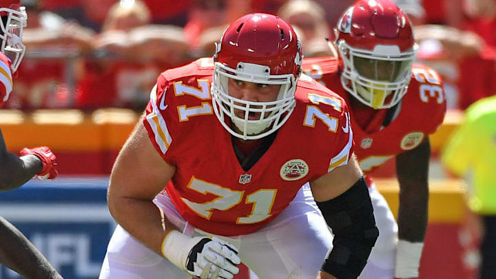 Kansas City Chiefs right tackle Mitchell Schwartz