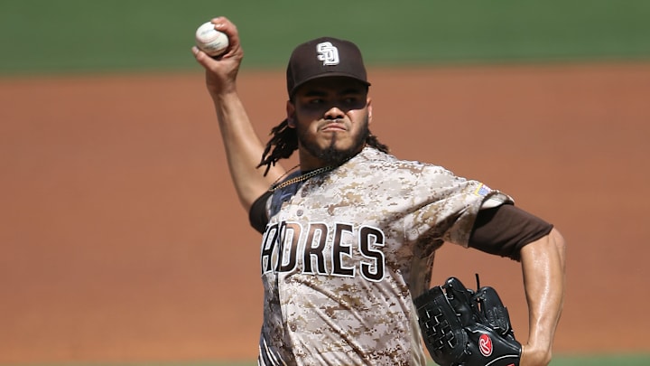 Dinelson Lamet no pudo mostrar su talento en los playoffs