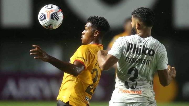 Felipe Jonatan Jean Montaño Santos Barcelona de Guayaquil Libertadores Corinthians Paulista