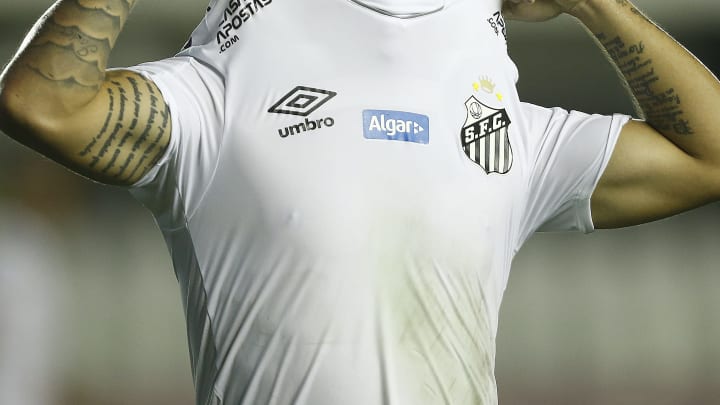 Santos v Delfin - Copa CONMEBOL Libertadores 2020