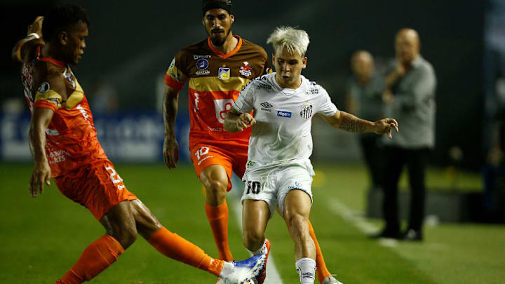 Santos v Delfin - Copa CONMEBOL Libertadores 2020