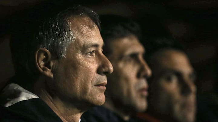 De olho em duelos da pré-Libertadores, Santos tenta ...