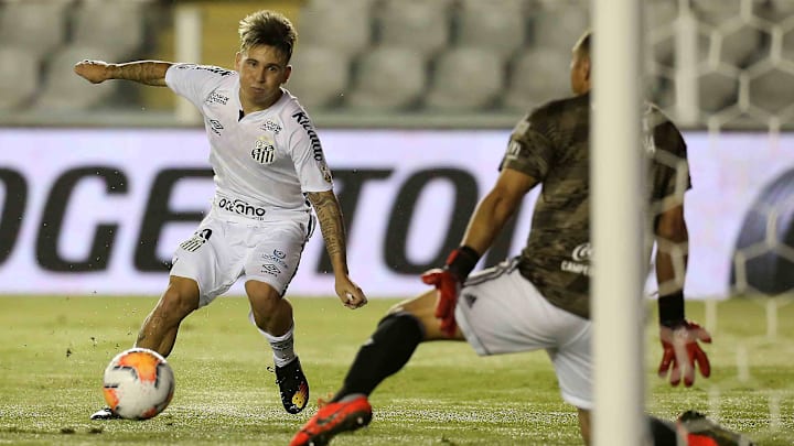 Soteldo tem participação confirmada no duelo deste domingo