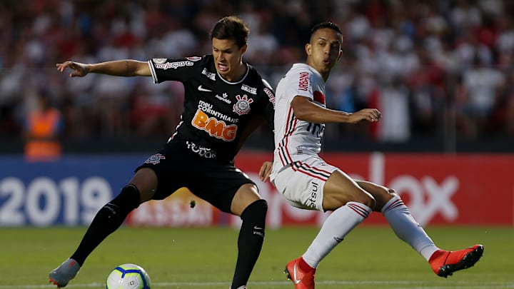 Sao Paulo X Corinthians Onde Assistir Provaveis Escalacoes Horario E Local Tricolor Com Diversos Problemas