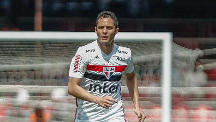 Além das boas atuações, Anderson Martins também é bastante elogiado pelo profissionalismo no clube paulista.