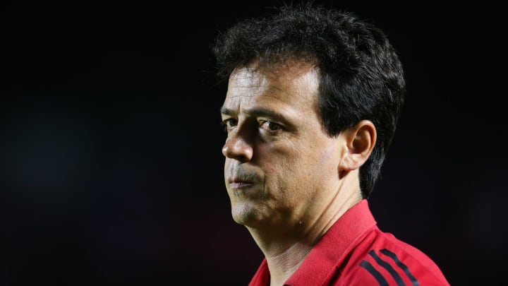 Fernando Diniz perde zagueiro para a próxima temporada.