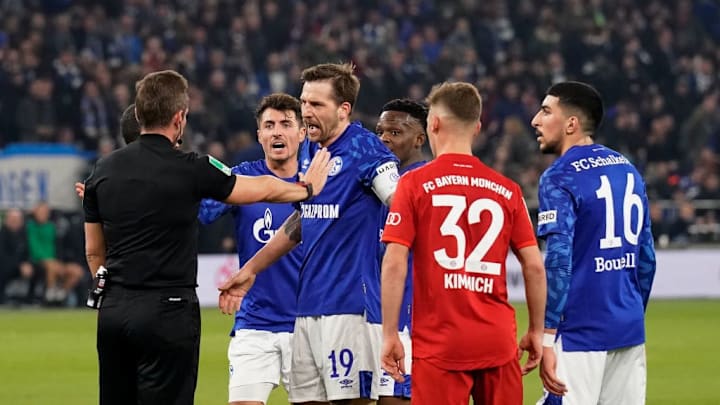 Schalke 04 v Bayern Munchen 