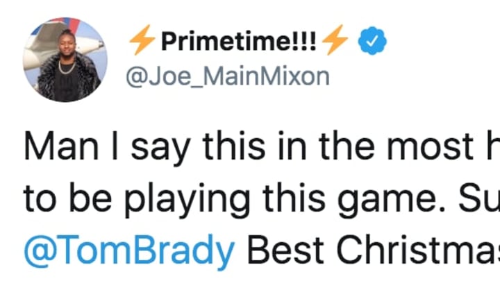 New England Patriots quarterback Tom Brady sent Bengals RB Joe Mixon a jersey