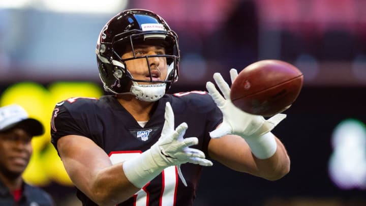 Vance McDonald isn't cutting it at tight end. Austin Hooper is an immediate and obvious upgrade.