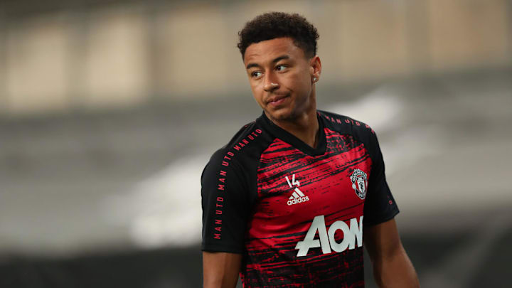 La Real Sociedad surveille Jesse Lingard.