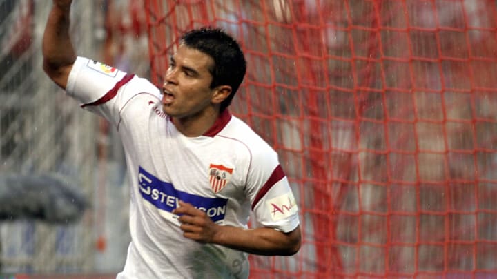Llegó a préstamo desde Barcelona y sólo fue cedido durante la temporada 2005/06.