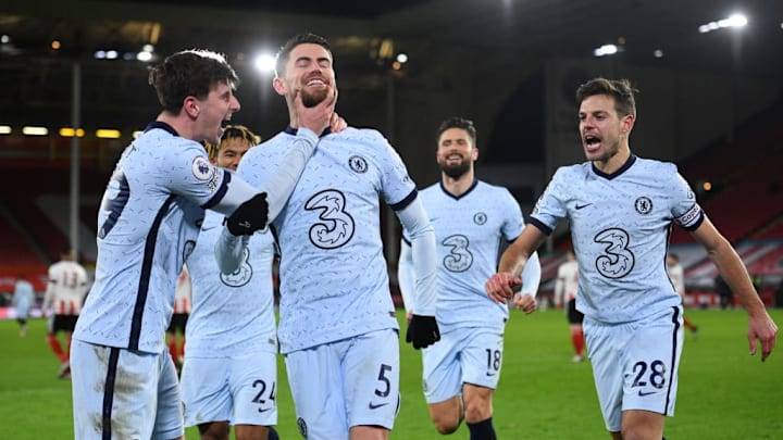 O Chelsea sonha alto na Premier League. 
