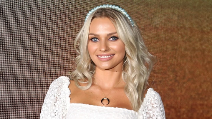 Irina Baeva incursiona en el mundo del diseño de uñas