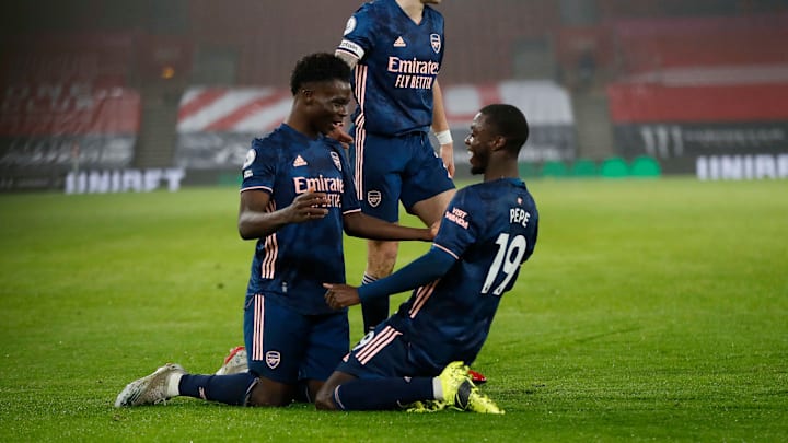 Bukayo Saka dan Nicolas Pepe Bukayo Saka dan Nicolas Pepe