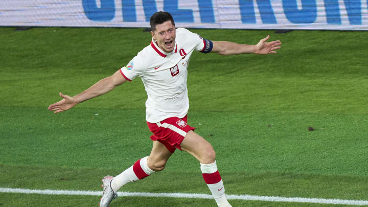 Chelsea are reportedly lining up a bid for Lewandowski Chelsea are reportedly lining up a bid for Lewandowski