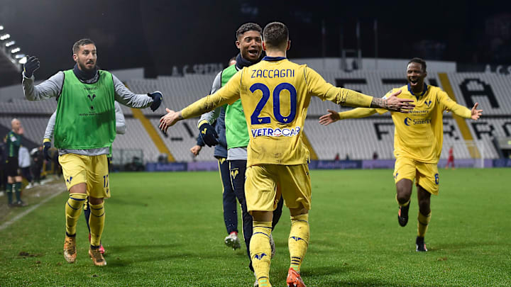 Video L Hellas Verone Marque Un But A La Olive Et Tom En Serie A