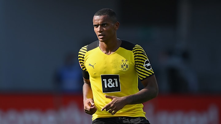 Manuel Akanji Manuel Akanji
