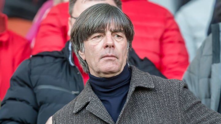 Joachim Löw gehen die Torhüter aus. Nominiert der Bundestrainer nun Alexander Schwolow?
