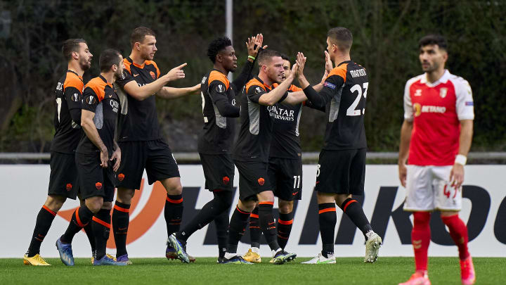 La Roma festeggia un gol a Braga La Roma festeggia un gol a Braga