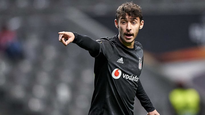 Kartal Kayra Yılmaz, geçtiğimiz sezon Beşiktaş formasıyla UEFA Avrupa Ligi'nde mücadele etti. Kartal Kayra Yılmaz, geçtiğimiz sezon Beşiktaş formasıyla UEFA Avrupa Ligi'nde mücadele etti.