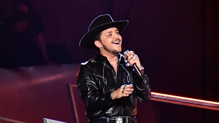 Christian Nodal está comprometido con Belinda Christian Nodal está comprometido con Belinda