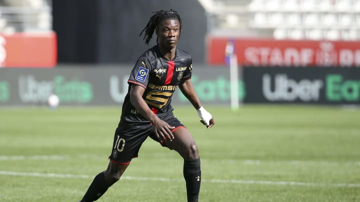 Manchester United a pris la main concernant Eduardo Camavinga. Manchester United a pris la main concernant Eduardo Camavinga.