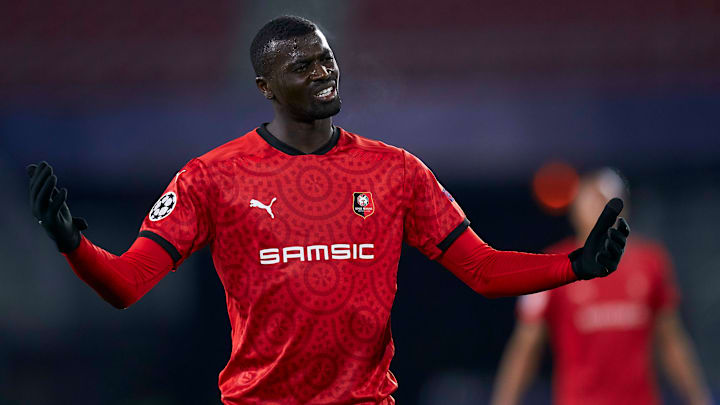 M'Baye Niang avec le Stade Rennais cette saison M'Baye Niang avec le Stade Rennais cette saison