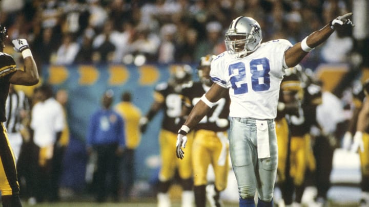 Defensive back Darren Woodson was a stalwart member of Dallas's defense throughout the 1990s.