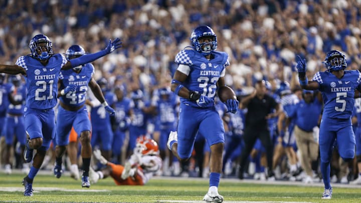 LSU vs. Kentucky Prediction, Odds and Spread for College ...