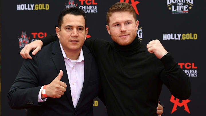 El entrenador de "Canelo" Álvarez hará todo para concretar la pelea con Caleb Plant